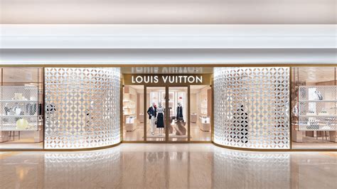 louis vuitton savoir faire jakarta|Louis Vuitton plaza indonesia.